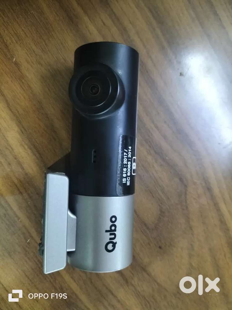 Qubo front dash camera