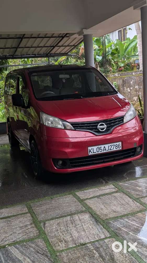 Nissan Evalia