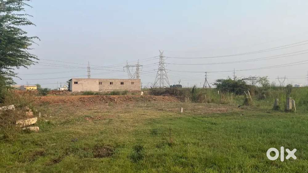 125 గజాల స్థలం అమ్మకానికి కలదు.