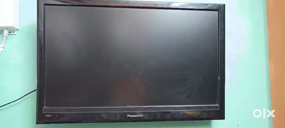 Panasonic TV 24 inch good condition