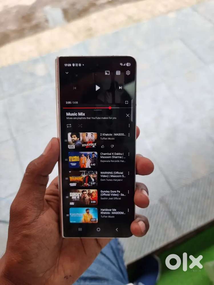 Samsung galaxy folder 4