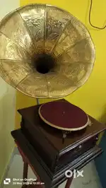 Antique gramophone 1940s model rarely working condition