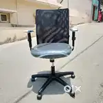 Refurbished/used branded office chairs available in reasonable price
