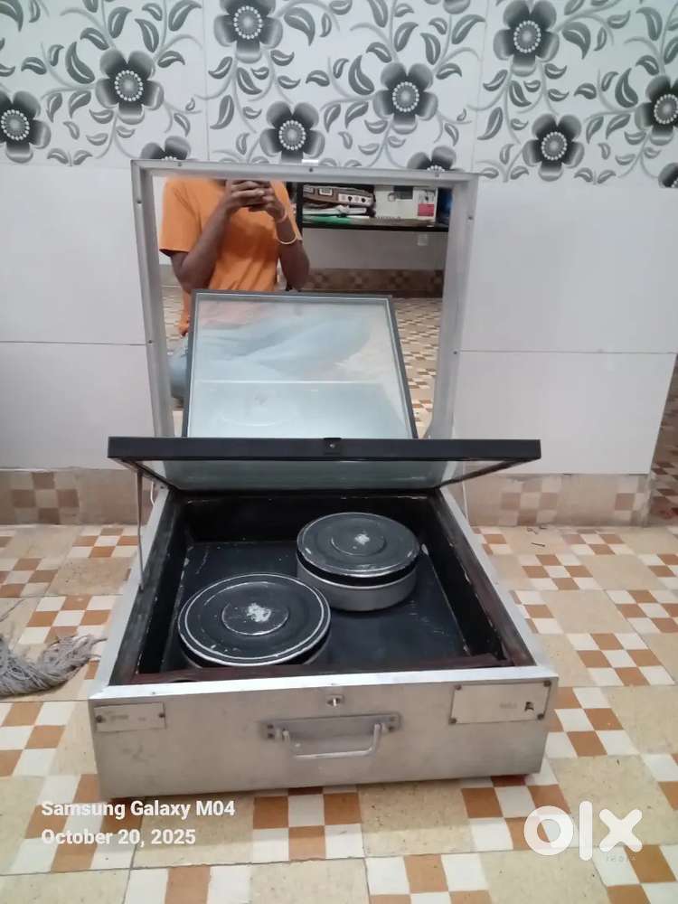 Aluminium Solar Cooker Box Type with 2 JAR 7.2 Ltr
