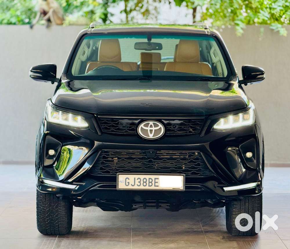 Toyota Fortuner 4X2 AT 2.8 Diesel, 2023, Diesel