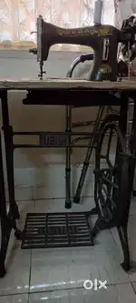 Usha sewing machine ( lage)