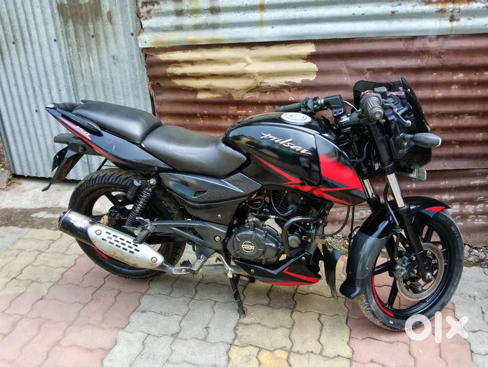 2saal chali hai 3saal khadi rahi