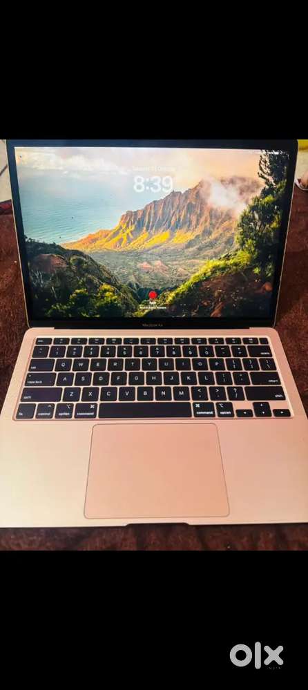 APPLE MACBOOK AIR