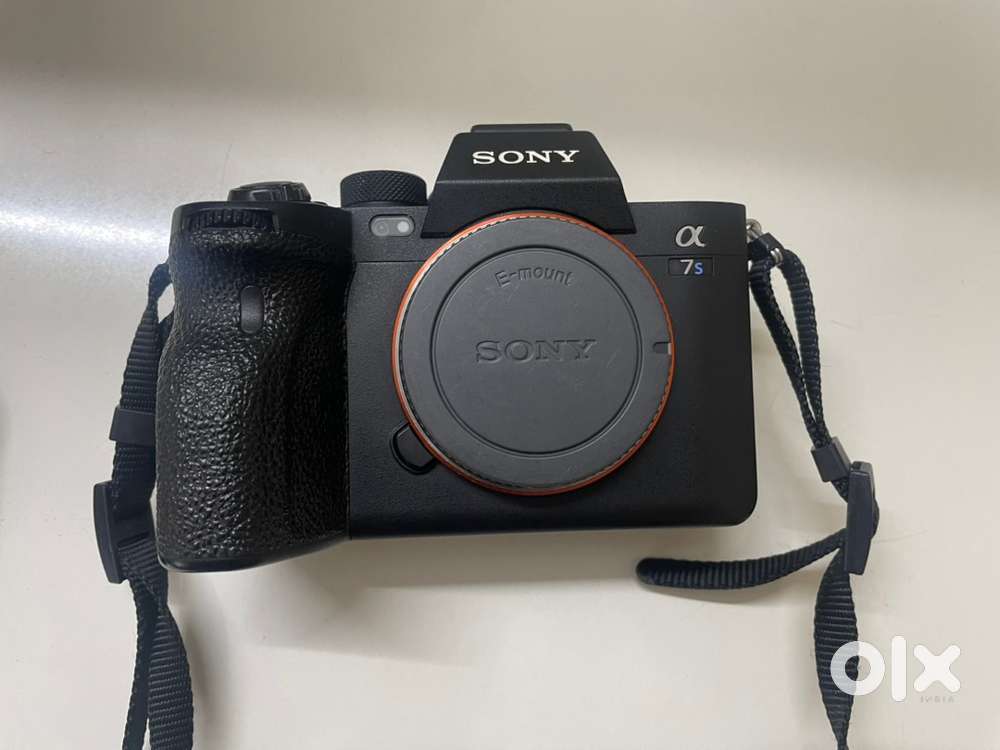 SONY A7SIII READY TO SHOOT KIT (2 BATTERIES + CHARGER + 256GB CARD)