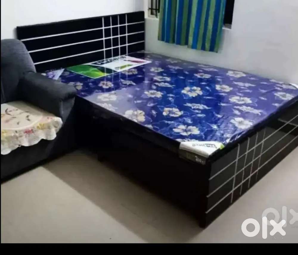 New brand 5/6.5 Queen size bed without storage with 3 year warranty