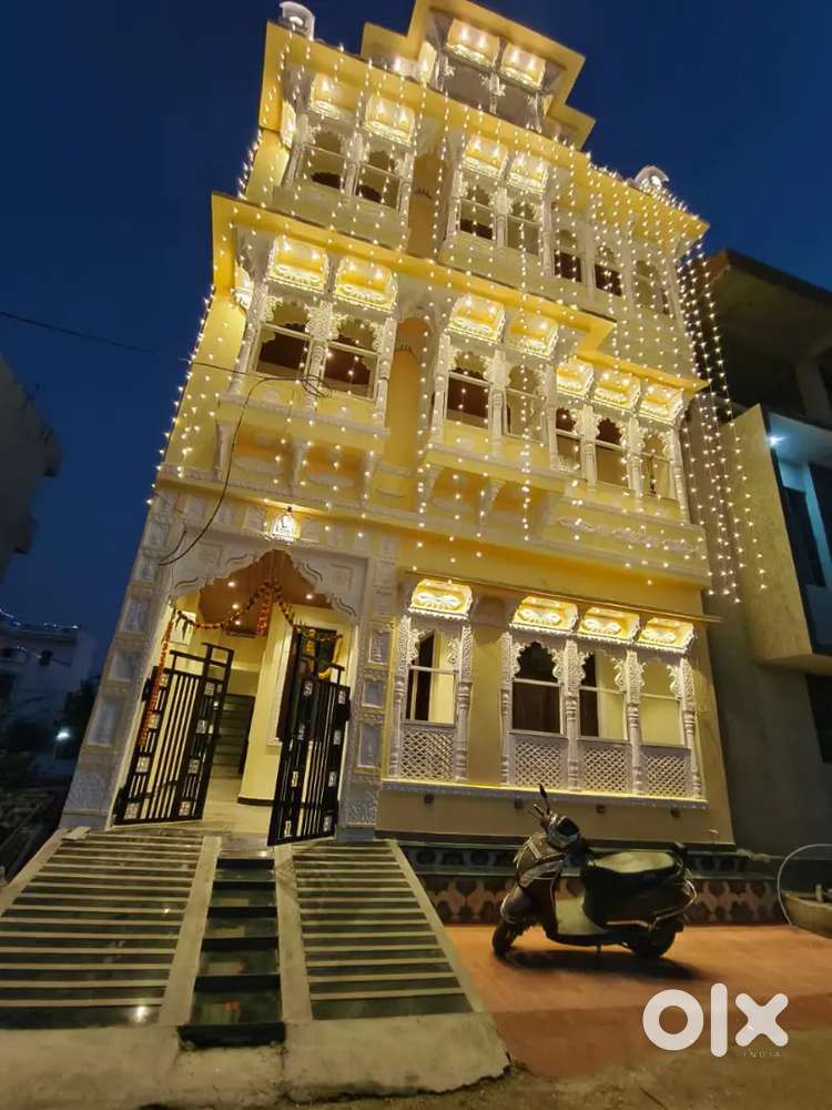 7 rooms and 1 hall equivalent two rooms and roof top restaurant area