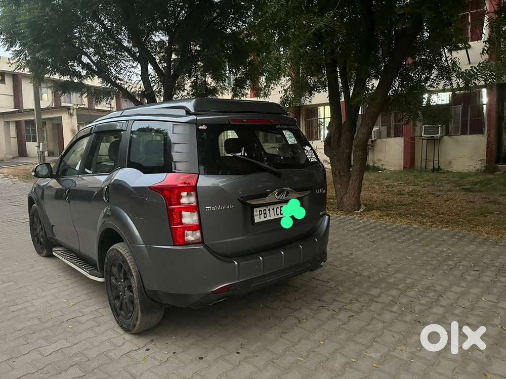Mahindra XUV500 2017 top condition