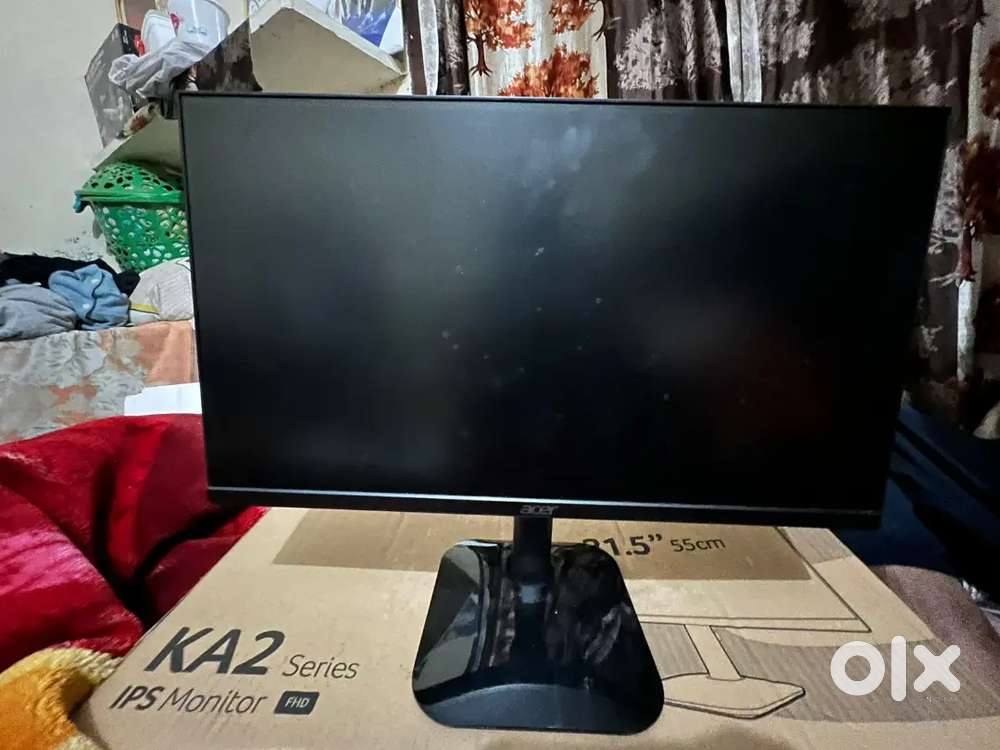 Acer company New computer  screen slim 6 month old