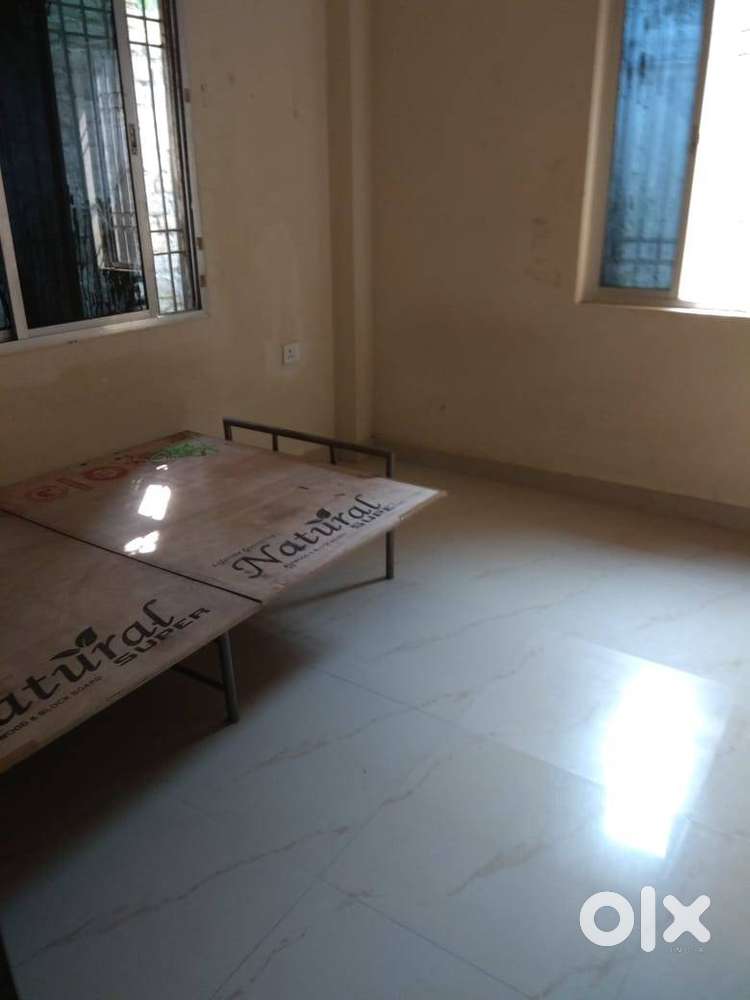 TWO BHK FLAT AT FIRST FLOOR NEAR KFC PENTALOONS RAJAPUUL  DUJRA PATNA