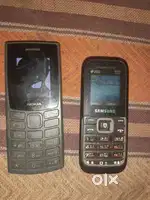 2 kipad fone Nokia ki display Kharab he Samsung  full ok