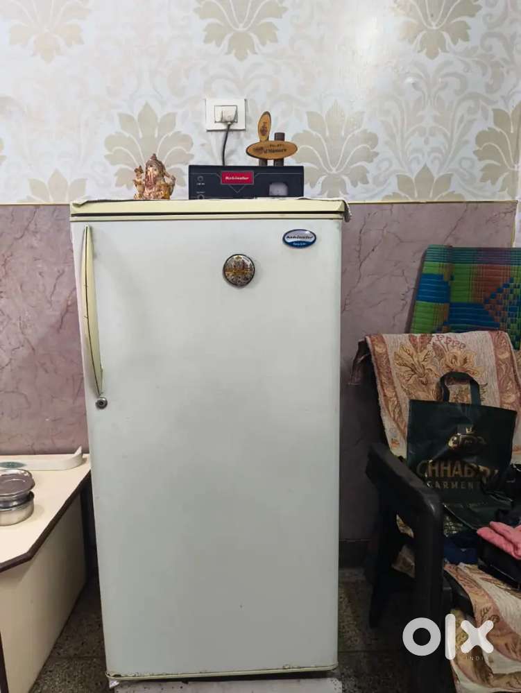 Kelvinator company 165 liter
