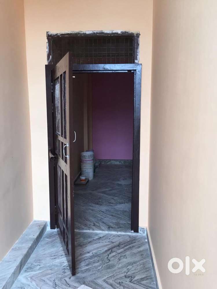 2 Room set in sahabganj (Rampath)