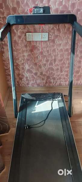 Sparnod walking and running treadmill, 4 hp peak power