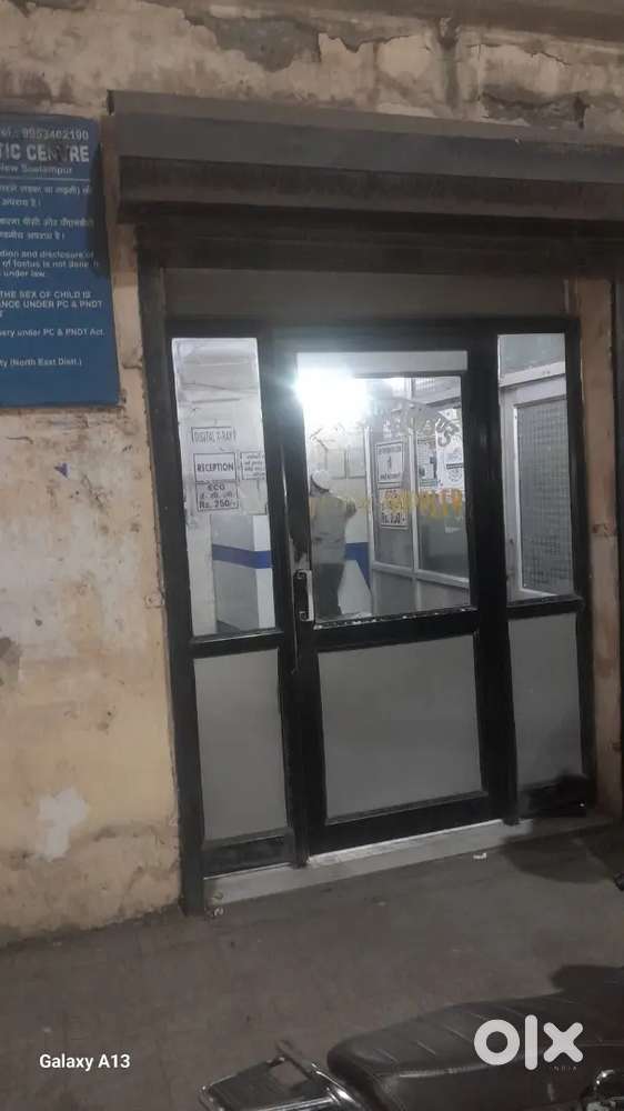 Requirement of receptionist at diagnostic centre