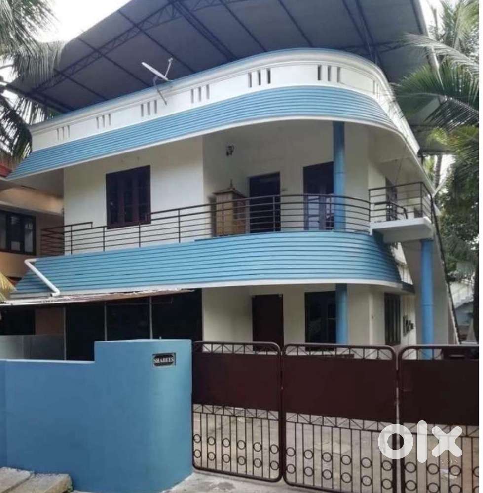 2 bedroom house in Thevally (First Floor)