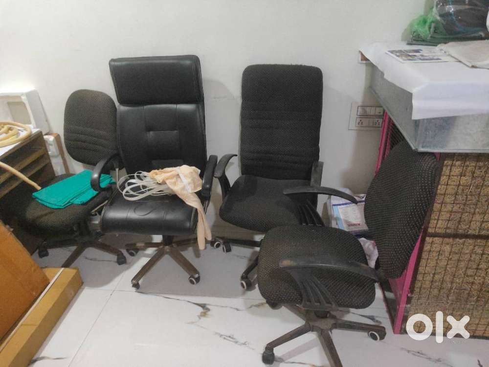 5 office chairs for sale