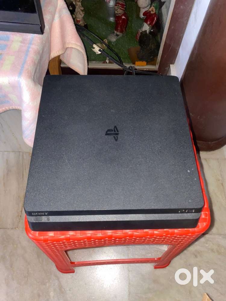 PS4 500gb neat