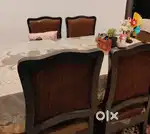 6-Seater Dining Table – Excellent Condition