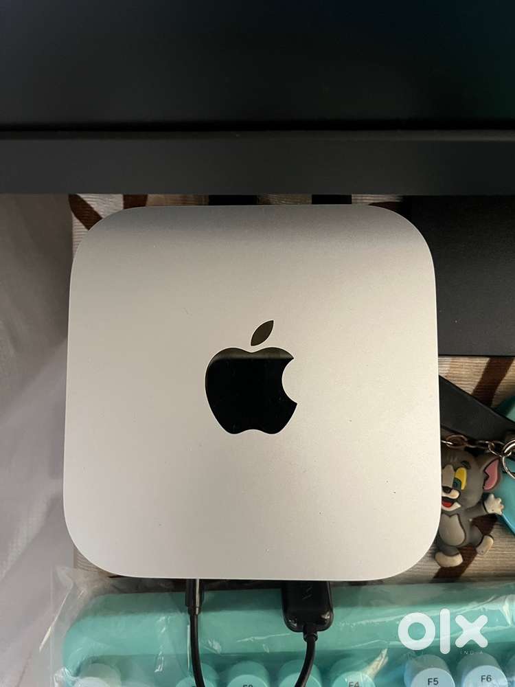 Mac mini m4 16/264 + benq 27inch monitor
