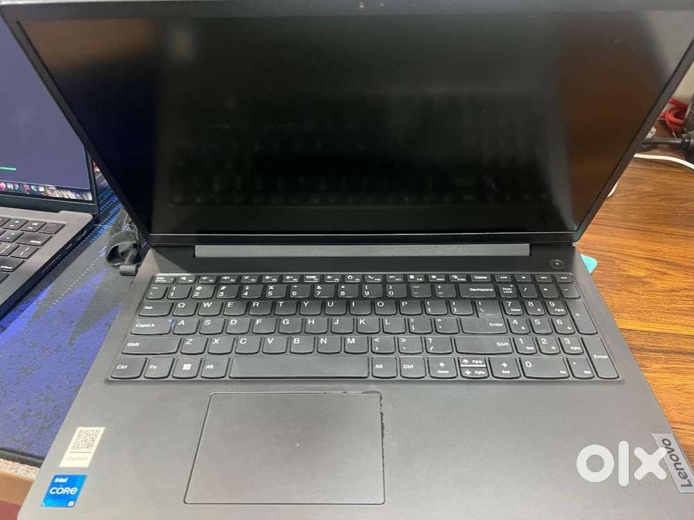 Lenovo V15 Intel i5 12th, 16GB RAM, 512GB SSD, Windows 11 Home