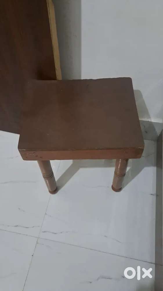 Bed and dressing table 1500