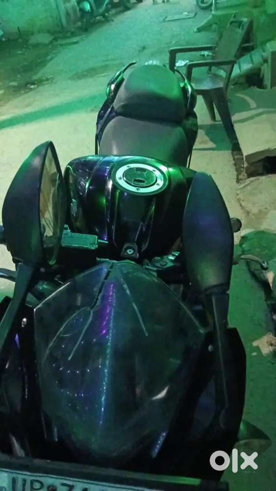 Bike ma koy nhi hai