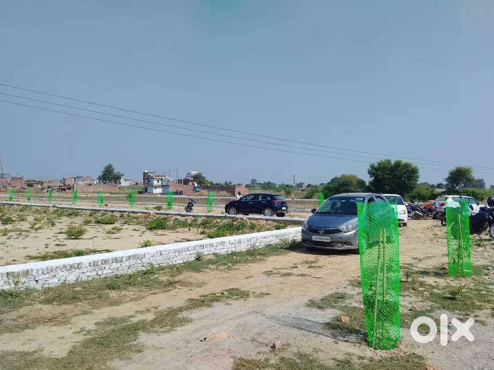 8 लाख में 50 गज प्लॉट ओरियारा चौराहा हाइवे से 300 मीटर की दूरी पर।