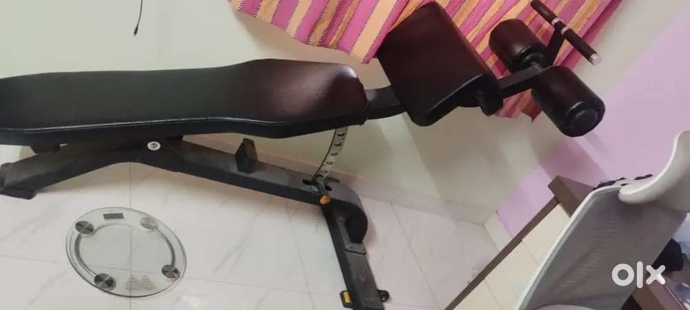 Avon commercial decline bench
