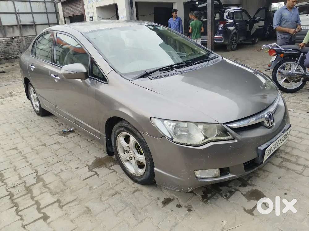 Honda Civic 2009 Gaddi ki passing 2030 tak h