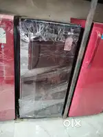 SINGLE DOOR FRIDGE AVAILABLE FOR SALE.