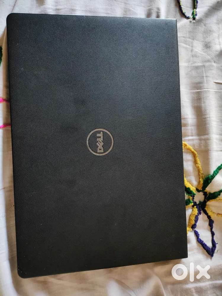 Dell laptop (8gb Ram + 500gb Rom)
