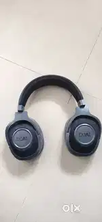 Boat rockerz 550. 800/-