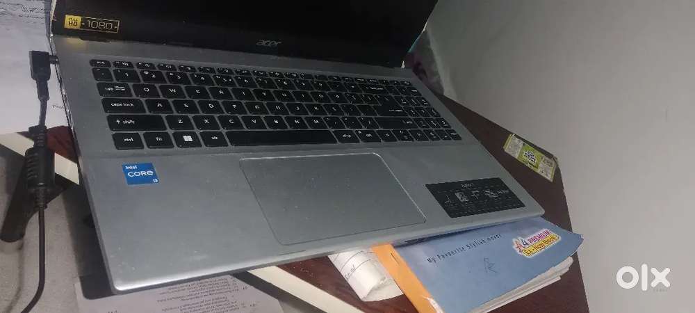 Accer i3 12th generation graphics