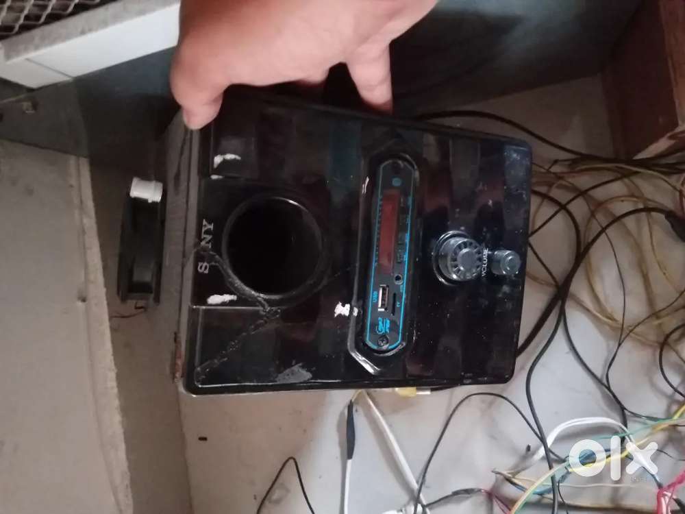 Sony Bluetooth speaker
