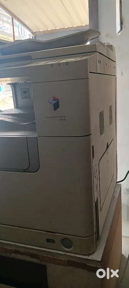 Canon 2520 badhiya printer hai  bilkul new condition