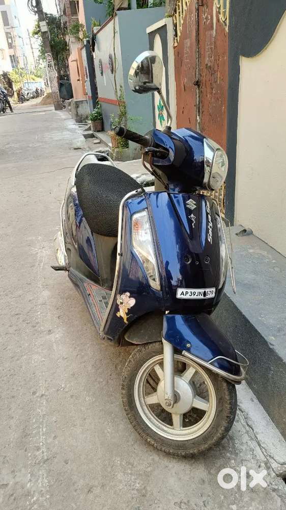Very good condition  single hand bike