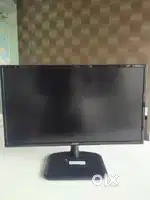 5 Acer 21.5 Inch LCD Monitors, all in excellent condition with bills
