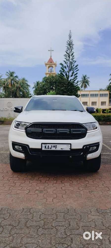Ford Endeavour 2.2 Titanium 4X2 AT, 2016, Diesel