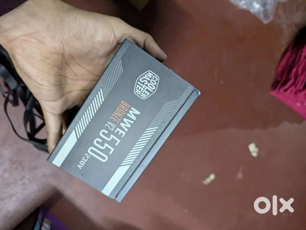 Cooler Master MWE 550 Bronze V2 230V power supply unit (PSU). 