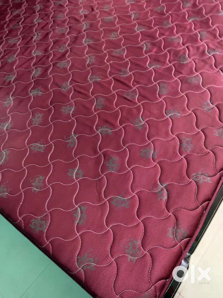 Mattress 75 * 72 * 5 inches