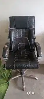 Revoliving Chair