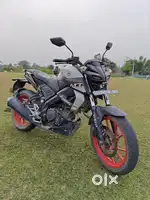 Well maintained bike,both tyre new,battery new
