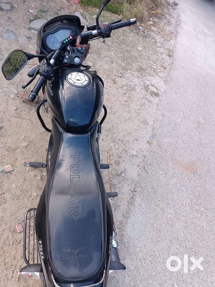 Gaadi aapko Good condition me milegi bhar desh ja raha hu