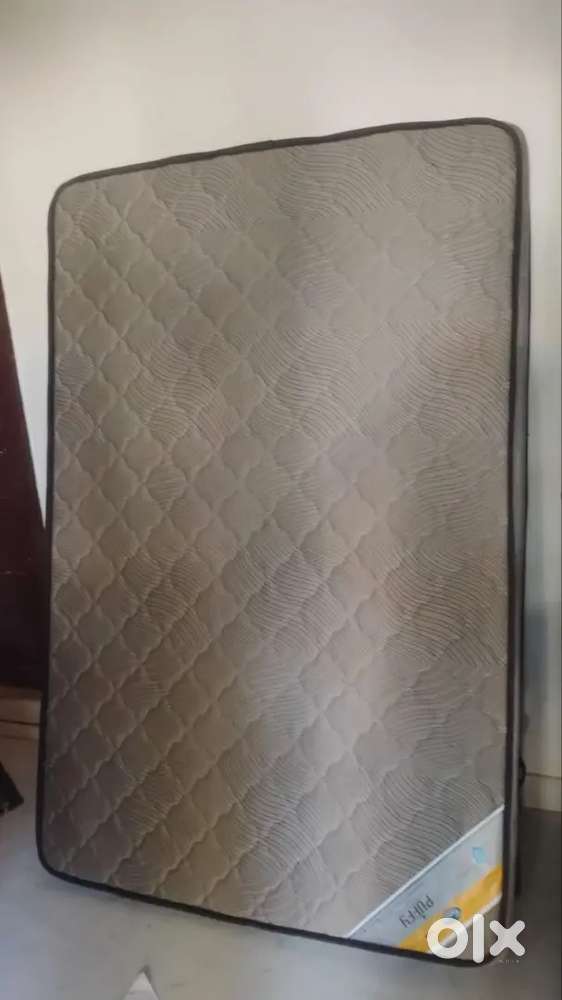 Mattress for Sale – Almost New  Excellent Condition + Warranty