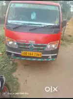 Tata magic mantra School van